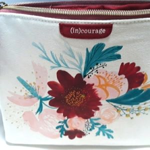 Brand new, Adorable (in)courage canvas pouch